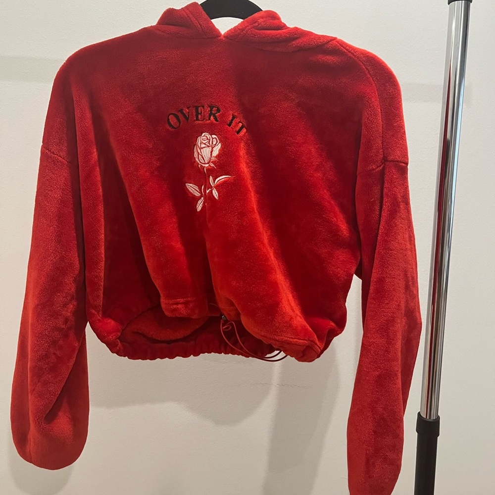 Soft felt cropped hoodie